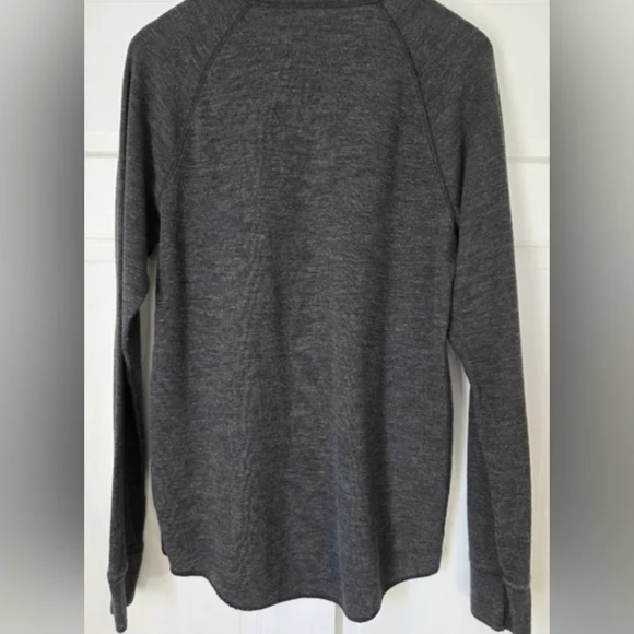 American Eagle Outfitters Charcoal Long Sleeve Shirt - Picture 3 of 4
